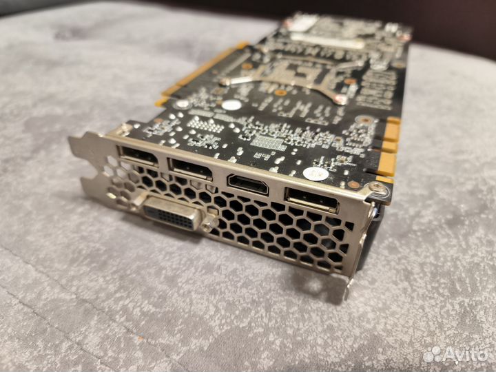 Видеокарта GTX 1070 8Gb Palit