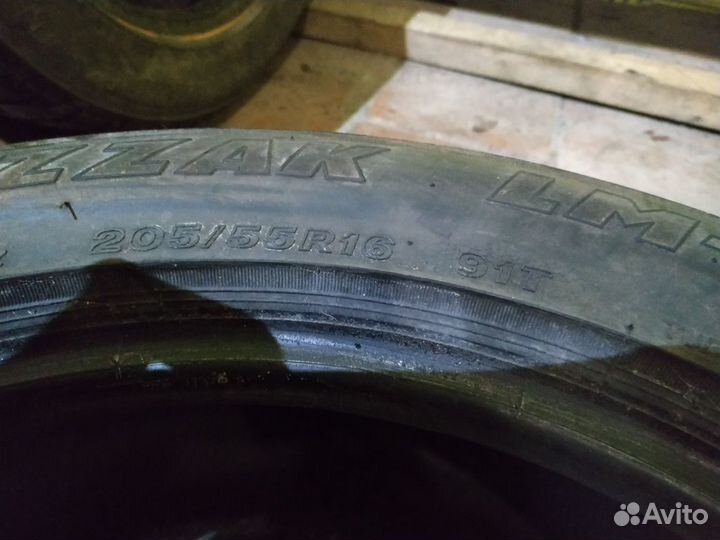 Bridgestone Blizzak LM-25 205/55 R16 91T