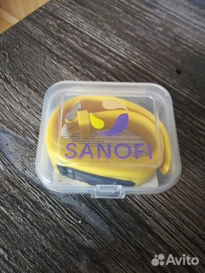 Часы - шагомер новый