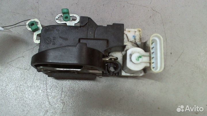 Замок двери Alfa Romeo 147, 2005