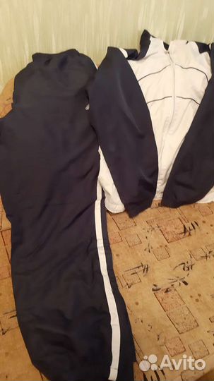Костюм спортивный