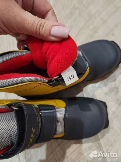 Лыжные ботинки 35 размер