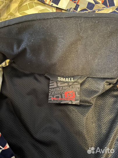 Горнолыжный костюм мужской M