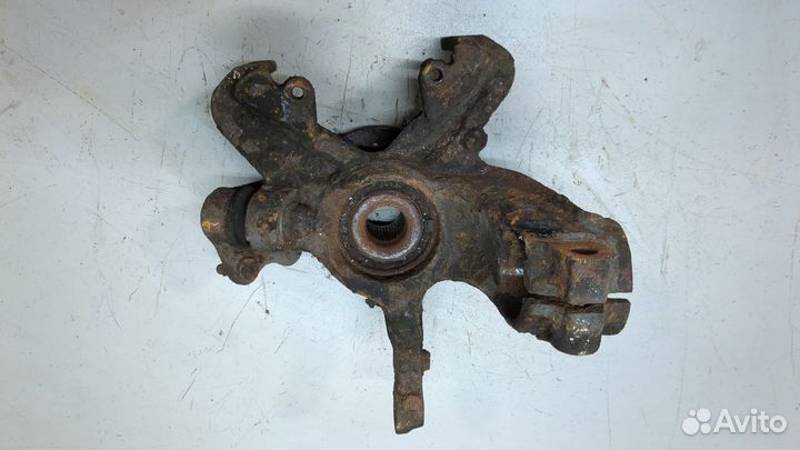 Ступица (кулак, цапфа) правая передняя Volkswagen Polo