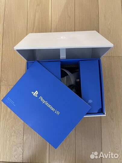 Комплект Sony PlayStation 4 pro 1TB и SP VR шлем