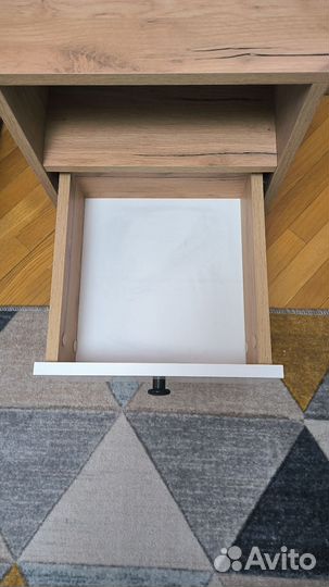 Тумба прикроватная