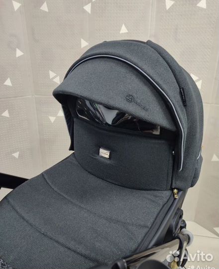 Новая коляска 2В1