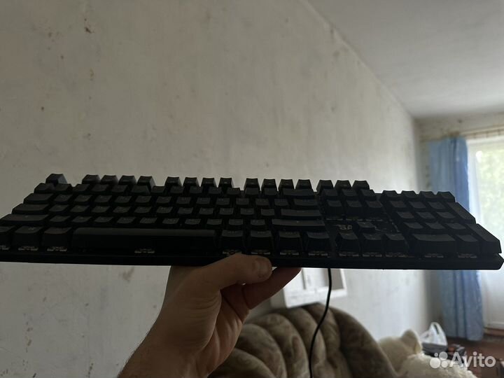Механическая клавиатура dexp saber