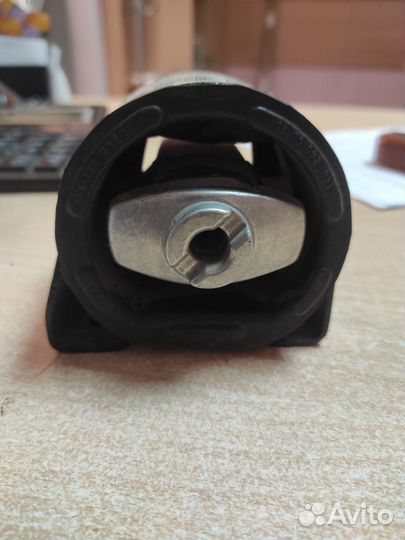 Подушка кпп mercedes W140/C140