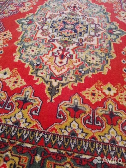 Ковер шерстяной