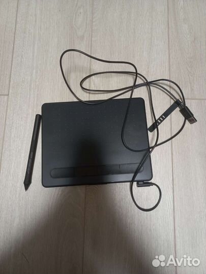 Графический планшет wacom intuos