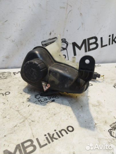 Бачок расширительный Mercedes B-Class W245