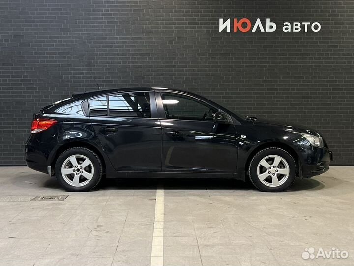 Chevrolet Cruze 1.8 AT, 2012, 131 999 км