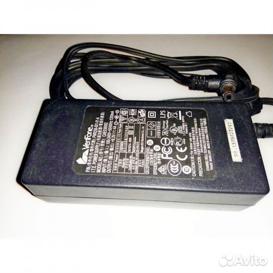 Блок питания VeriFone CAE036092, 9,3V, 4A, 5.52.5