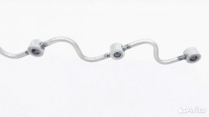 Трубка топливная левая Toyota Land Cruiser 200