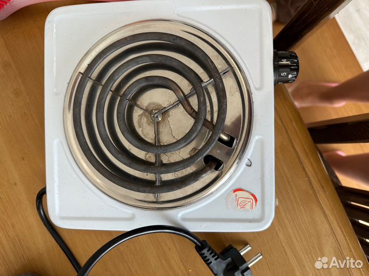 Настольная электрическая плита компактная плитка