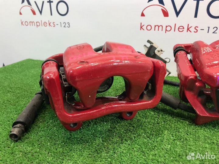 Суппорт тормозной Mercedes-Benz A250 W176 270.920