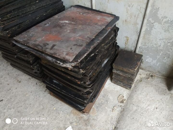 Металлические листы для выпечки (противень)