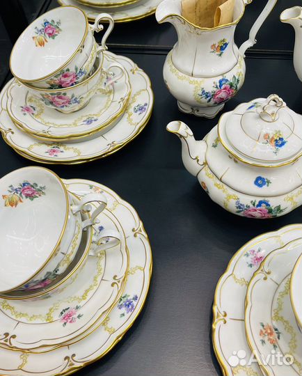 Сервиз чайный на 12 персон jlmenau Кармен