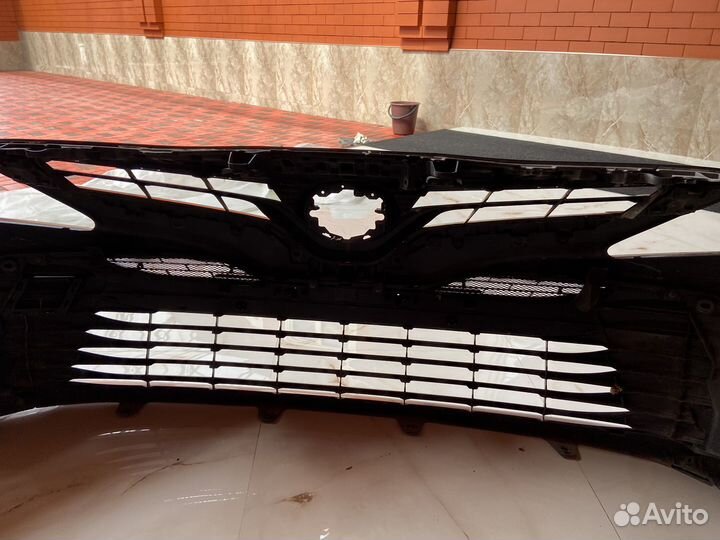 Передний бампер toyota camry v 70