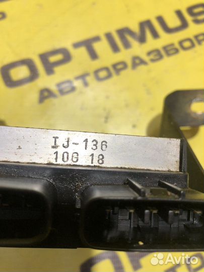 Блок управления форсунками Toyota Voxy