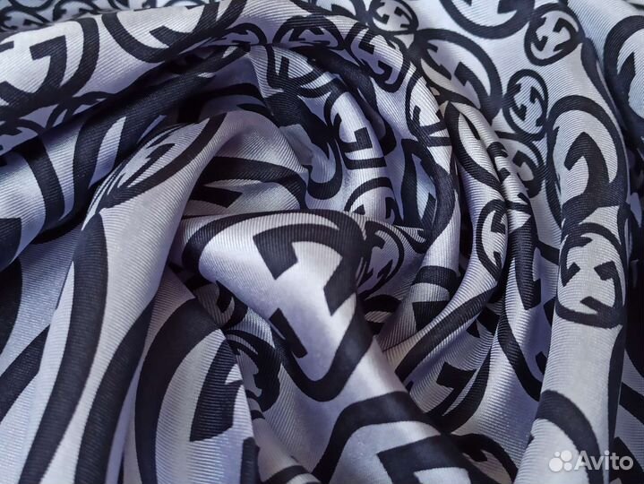 Платок голубой лаванда Gucci Шелк ручная подгибка