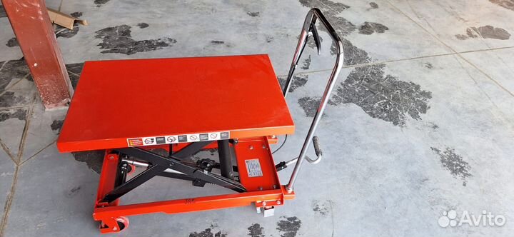 Гидравлический подъемный стол