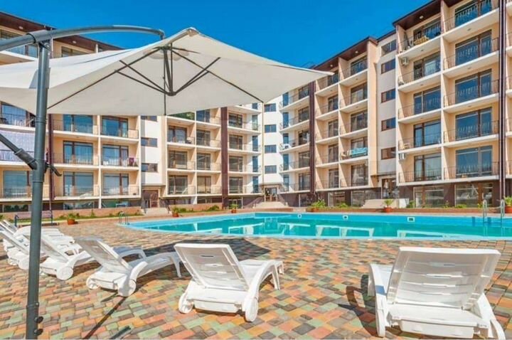 Апартаменты-студия, 33 м², 1/5 эт.