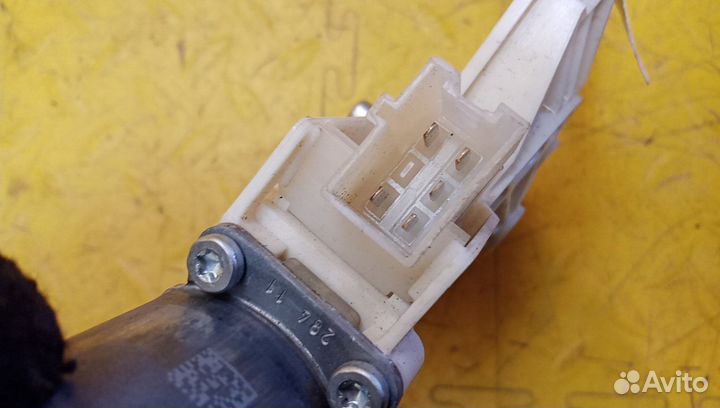 Моторчик стеклоподъемника W212 E-klasse