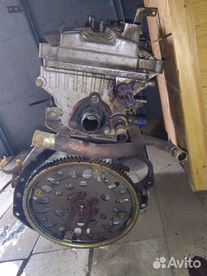 Двигатель б/у. на Ниссан Марч