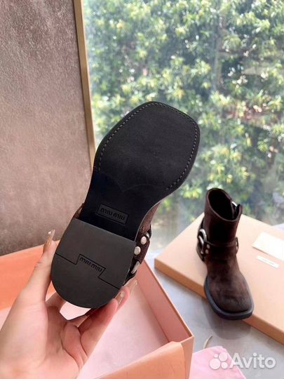 Ботинки замшевые коричневые Miu Miu 36-41