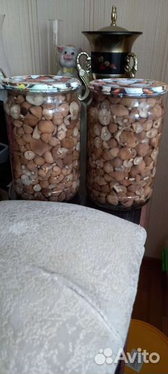 Грибы маринованные