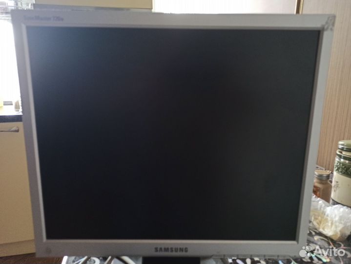 Монитор samsung 720n