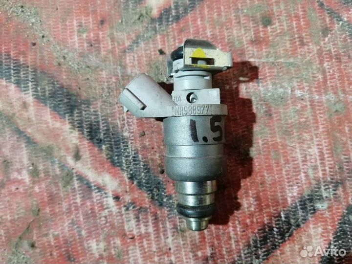 Топливная форсунка Mitsubishi Lancer 10 1.5 4A91