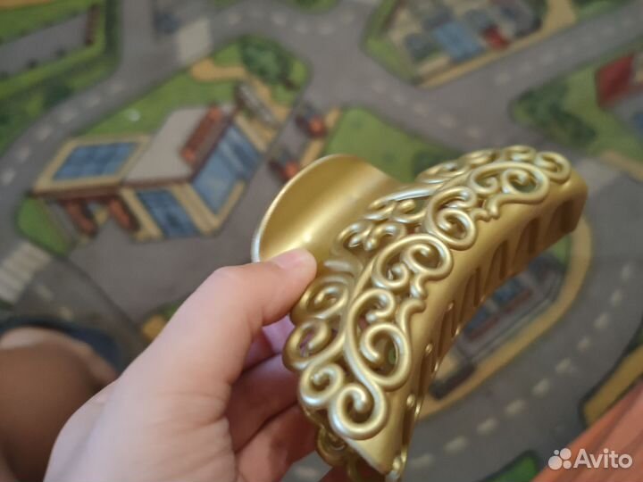 Заколка - краб