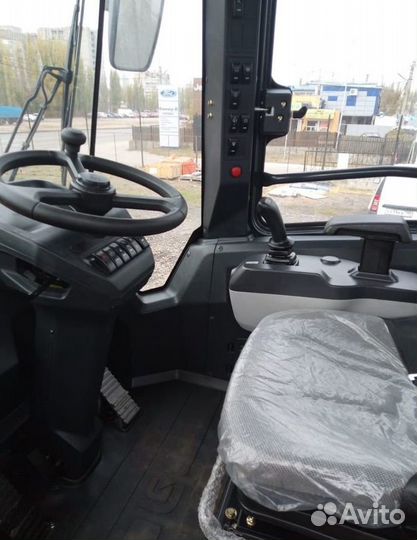 Фронтальный погрузчик LiuGong 835H, 2023