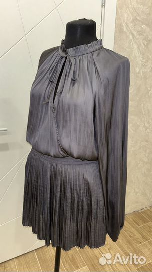 Платье шелк