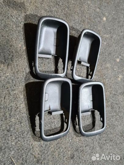 Накладка внутренней ручки двери Mitsubishi Lancer