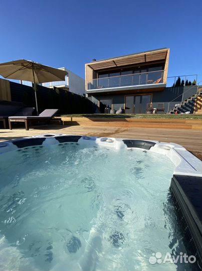 Вилла с видовой сауной