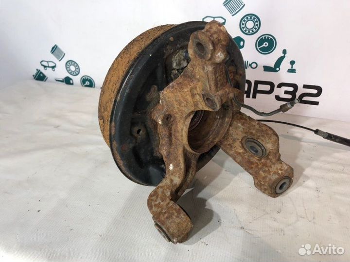 Кулак задний левый Renault Duster K4MA606 2014