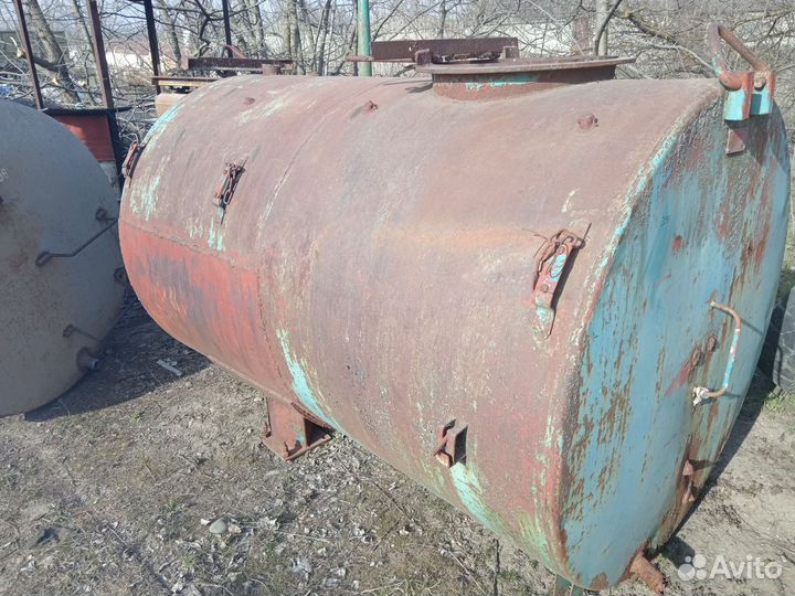 Емкость металлическая