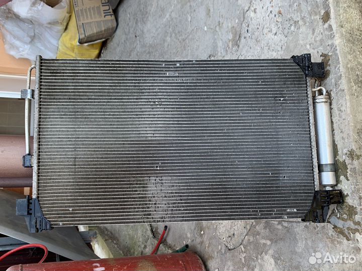 J32 Teana радиатор кондиционера