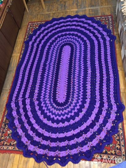 Ковер ручной работы вязанный цвет на выбор