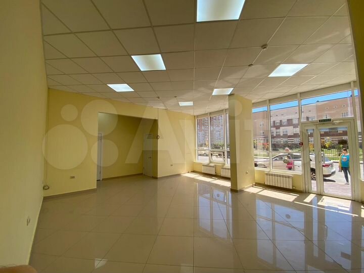 Сдам помещение напротив Школы 73 м²