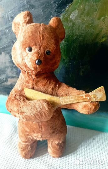 Плюшевый заводной медведь с балалайкойссср