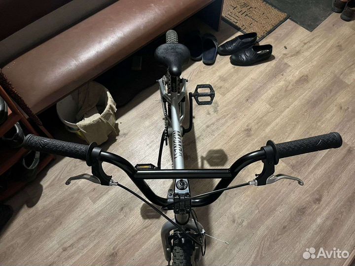 Продам велосипед BMX madness 2