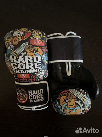 Боксерские перчатки Hardcore Training 16 oz