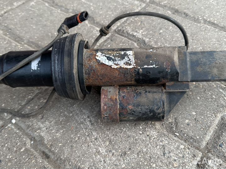 Амортизатор передний правый mercedes w221