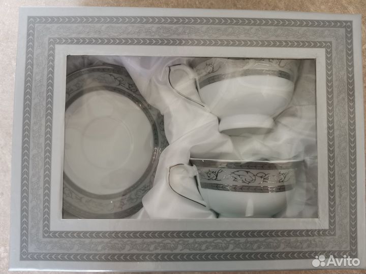 Фарфоровые чашки