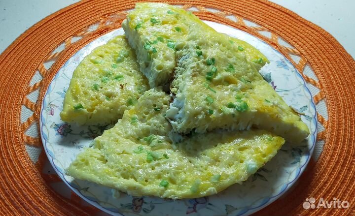 Домашние куриные и утиные яйца